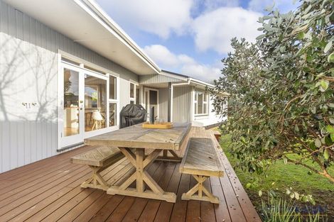 Photo of property in 14 Yeovil Place, St Albans, Christchurch, 8052