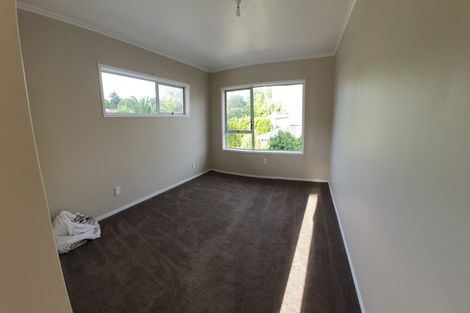 Photo of property in 59 Zita Maria Drive, Massey, Auckland, 0614