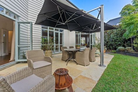 Photo of property in 1/10 Ringwood Street, Torbay, Auckland, 0630