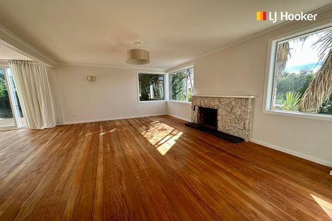 Photo of property in 15 Pioneer Crescent, Helensburgh, Dunedin, 9010
