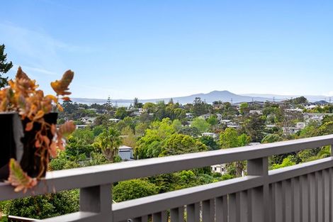 Photo of property in 278c Glamorgan Drive, Northcross, Auckland, 0630