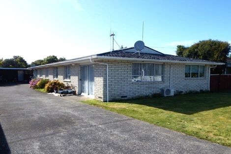 Photo of property in 51 Grey Street, Marton, 4710