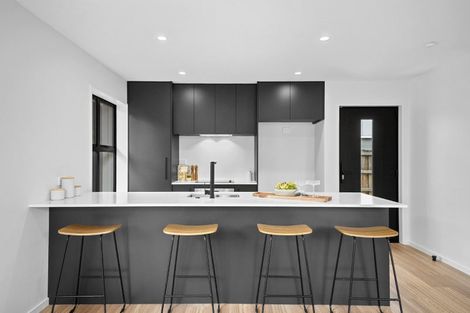 Photo of property in 2/152 Hills Road, Edgeware, Christchurch, 8013