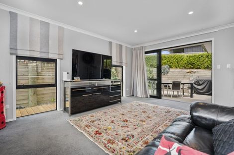 Photo of property in 3 Herring Place, Omokoroa, 3114