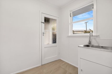 Photo of property in 107 Bellevue Road, Brookfield, Tauranga, 3110