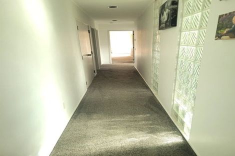 Photo of property in 10 Orangewood Drive, Northpark, Auckland, 2013
