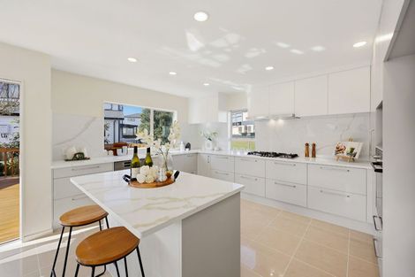 Photo of property in 74a Priestley Drive, Bucklands Beach, Auckland, 2014