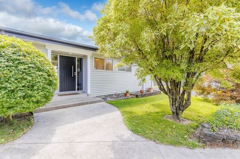 Photo of property in 21 Paulette Place, Queenwood, Hamilton, 3210