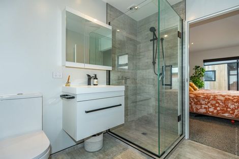 Photo of property in 14 Blue Gum Place, New Brighton, Christchurch, 8083