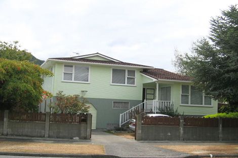 Photo of property in 27 Pasadena Crescent, Totara Park, Upper Hutt, 5018