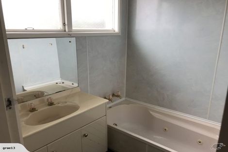 Photo of property in 17 Springhill Road, Mornington, Dunedin, 9011