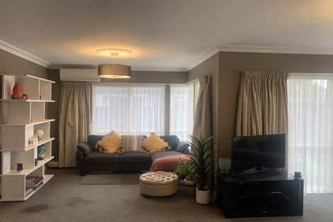 Photo of property in 11 Ngamotu Place, Mount Maunganui, 3116