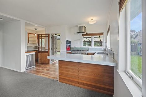 Photo of property in 28 Mount View Road, Melville, Hamilton, 3206