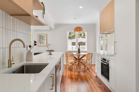 Photo of property in 134 Taikata Road, Te Atatu Peninsula, Auckland, 0610