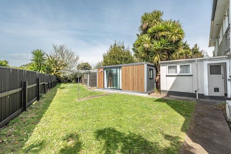 Photo of property in 206 Anzac Parade, Whanganui East, Whanganui, 4500