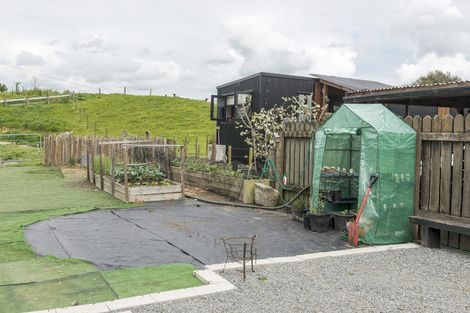 Photo of property in 301 State Highway 5, Tirau, 3485