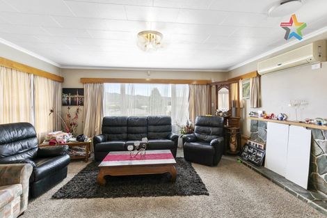 Photo of property in 10 Isabel Grove, Wainuiomata, Lower Hutt, 5014