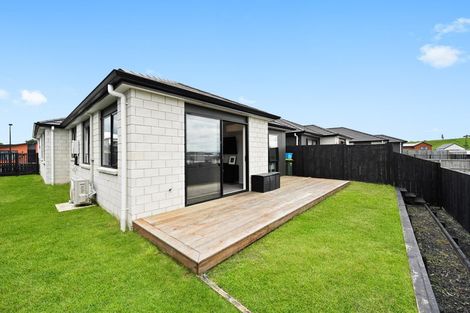 Photo of property in 24b Tokerau Drive, Rototuna North, 3210