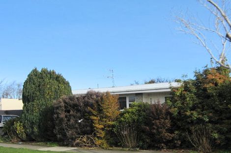 Photo of property in 6 Hillary Street, Winton, 9720