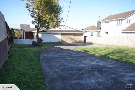 Photo of property in 109 Sylvan Avenue, Northcote, Auckland, 0627