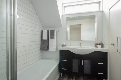 Photo of property in 130 Sherborne Street, St Albans, Christchurch, 8014