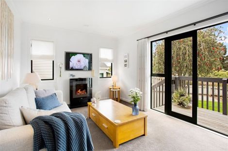 Photo of property in 1/22a Tomo Street, New Lynn, Auckland, 0600