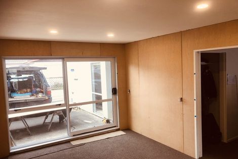 Photo of property in 1 Macalister Place, Miramar, Wellington, 6022