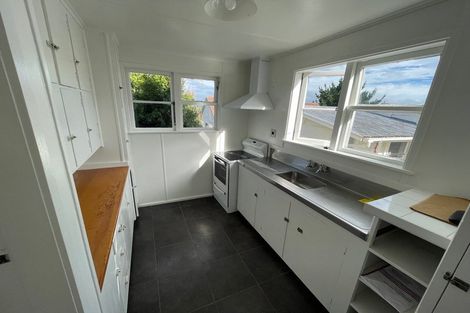 Photo of property in 8 Huxley Place, Glen Innes, Auckland, 1072