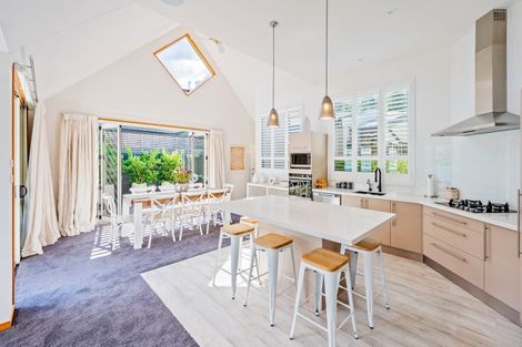 Photo of property in 32 Lismore Street, Wanaka, 9305