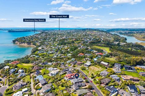 Photo of property in 6 Durness Place, Red Beach, 0932