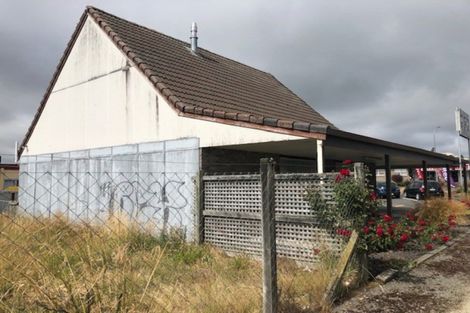 Photo of property in 32 State Highway 1, Foxton, 4814