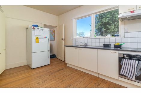 Photo of property in 90 Rattray Street, Riccarton, Christchurch, 8041