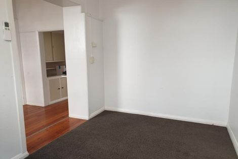 Photo of property in 212 The Terrace, Wellington Central, Wellington, 6011