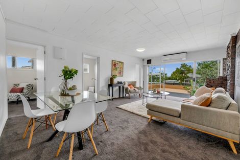Photo of property in 110 Friedlanders Road, Manurewa, Auckland, 2102