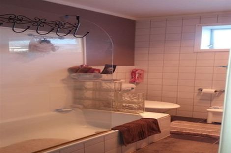 Photo of property in 4/15 Glengarry Road, Glen Eden, Auckland, 0602