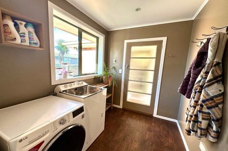 Photo of property in 8 Telfer Street, Balclutha, 9230