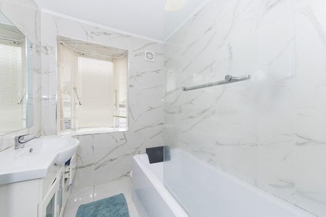 Photo of property in 10 Goodwin Drive, Rosehill, Papakura, 2113