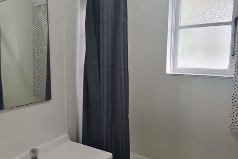 Photo of property in 30 Johnston Street, Featherston, 5710