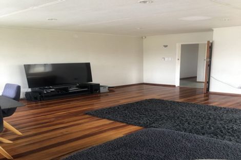 Photo of property in 17 Price Crescent, Mount Wellington, Auckland, 1060