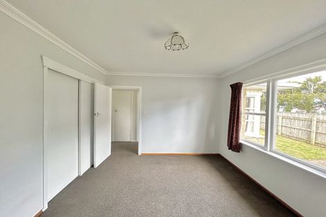 Photo of property in 36 Cambridge Street, Levin, 5510