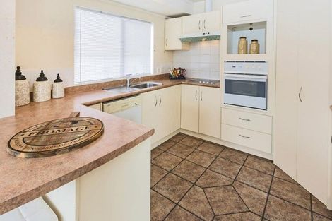 Photo of property in 1/18 Edendale Road, Somerville, Auckland, 2014