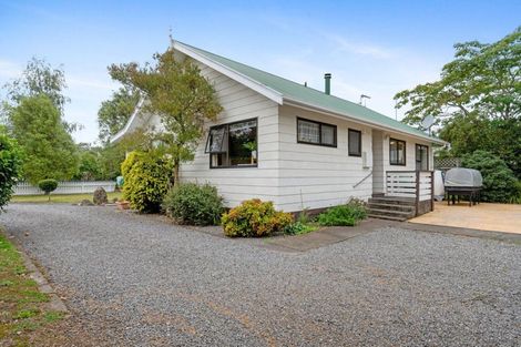Photo of property in 2 Loasby Place, Greytown, 5712