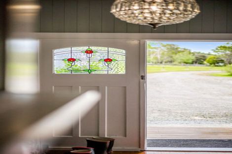 Photo of property in 147 Mcleod Road, South Head, Helensville, 0874