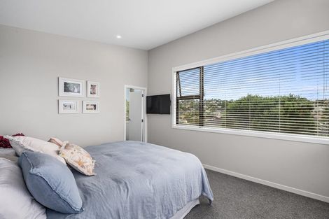 Photo of property in 25 Mayfair Crescent, Mairangi Bay, Auckland, 0630