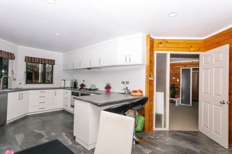 Photo of property in 24 Ruahine Street, Dannevirke, 4930