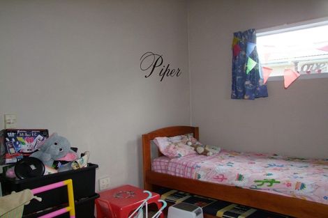 Photo of property in 82 Johnson Street, Milton, 9220