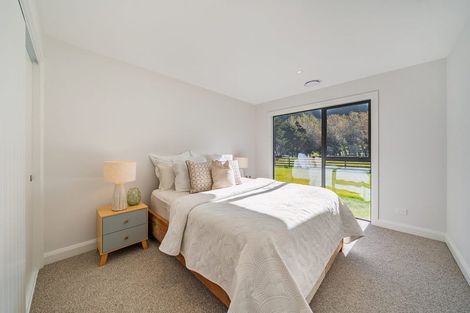 Photo of property in 405a Paekakariki Hill Road, Paekakariki Hill, Porirua, 5381