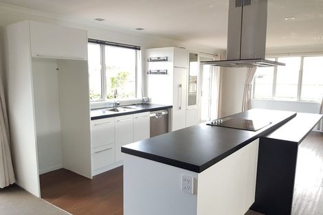 Photo of property in 4 Rawiri Drive, Bell Block, New Plymouth, 4312