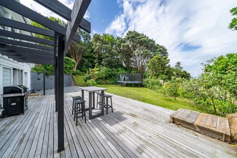 Photo of property in 20 Raroa Place, Pukerua Bay, 5026