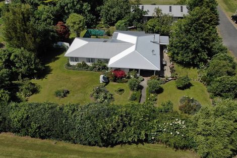 Photo of property in 30 Dundas Street, Porangahau, 4293